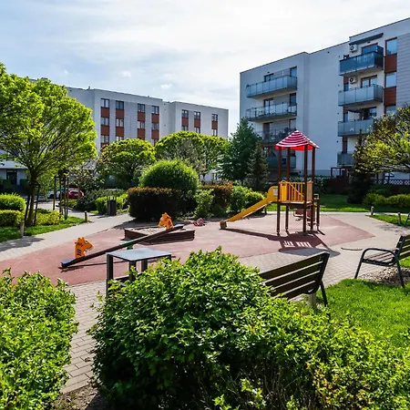 Rodzinny Relaks Z Ogrodem I Garazem * Варшава